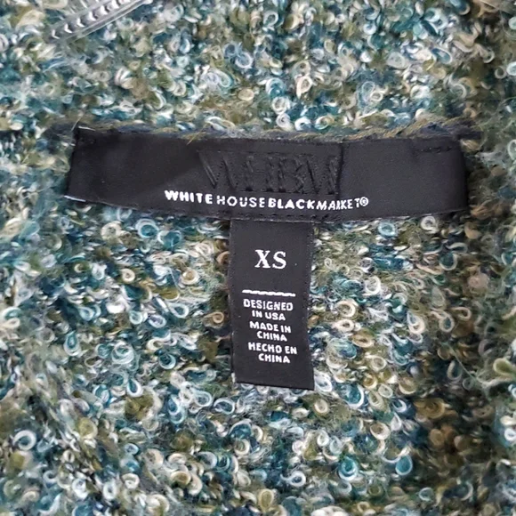 WHBM Green Fitted Sleeveless Tank Top with Mandarin Collar - Picture 2 of 7